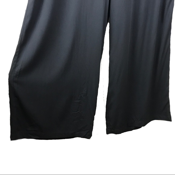 Torrid Black Lace Top Jumpsuit Plus 2 X *Read - Picture 3 of 8